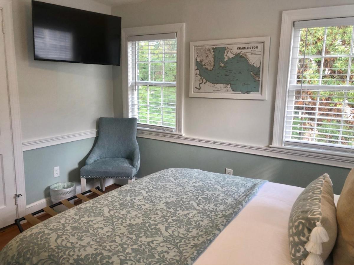 Daybed With Trundle In The Beautiful Ashley Inn 4 Blocks From King St Charleston Exterior foto