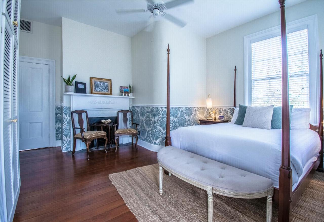 Daybed With Trundle In The Beautiful Ashley Inn 4 Blocks From King St Charleston Exterior foto