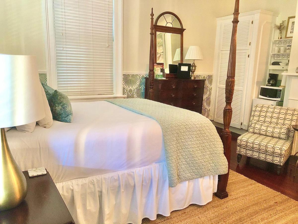 Daybed With Trundle In The Beautiful Ashley Inn 4 Blocks From King St Charleston Exterior foto