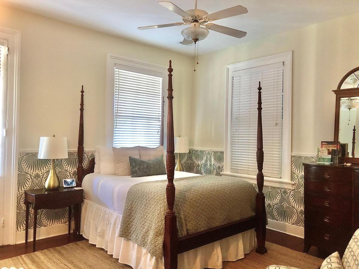 Daybed With Trundle In The Beautiful Ashley Inn 4 Blocks From King St Charleston Exterior foto