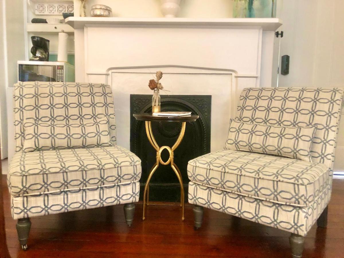 Daybed With Trundle In The Beautiful Ashley Inn 4 Blocks From King St Charleston Exterior foto