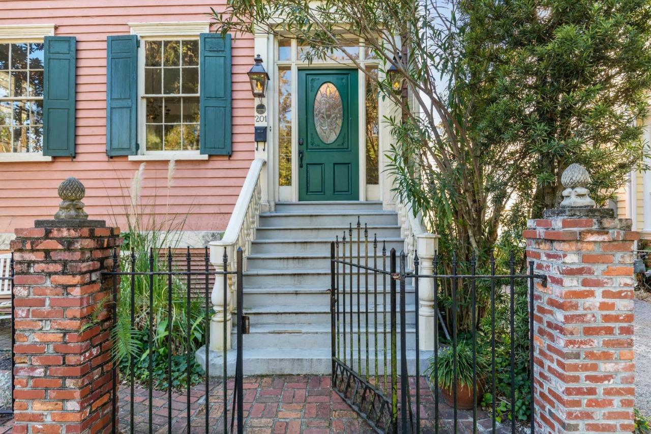 Daybed With Trundle In The Beautiful Ashley Inn 4 Blocks From King St Charleston Exterior foto
