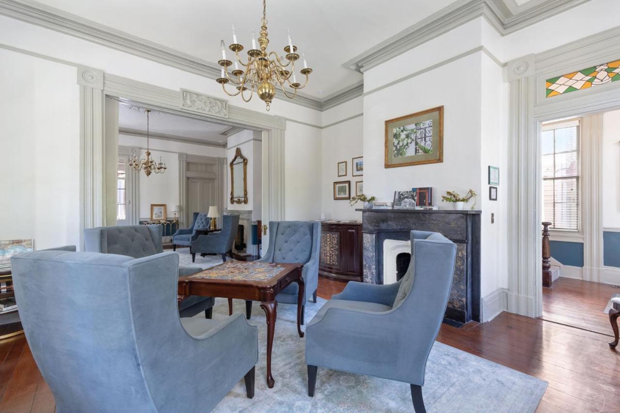 Daybed With Trundle In The Beautiful Ashley Inn 4 Blocks From King St Charleston Exterior foto